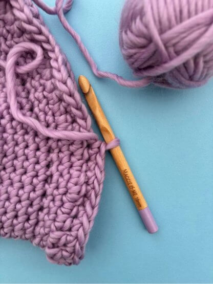 Maple Wood Crochet Hooks - Set of 7 - Image 4